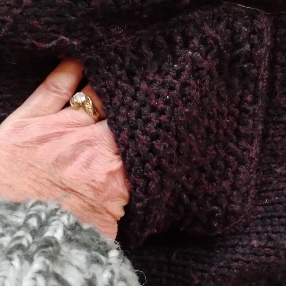 ๐ Designer ORTENSIA Italian VINTAGE Vee Wrap Sexy Sweater w/SHEER NET SLEEVE - Picture 7 of 16